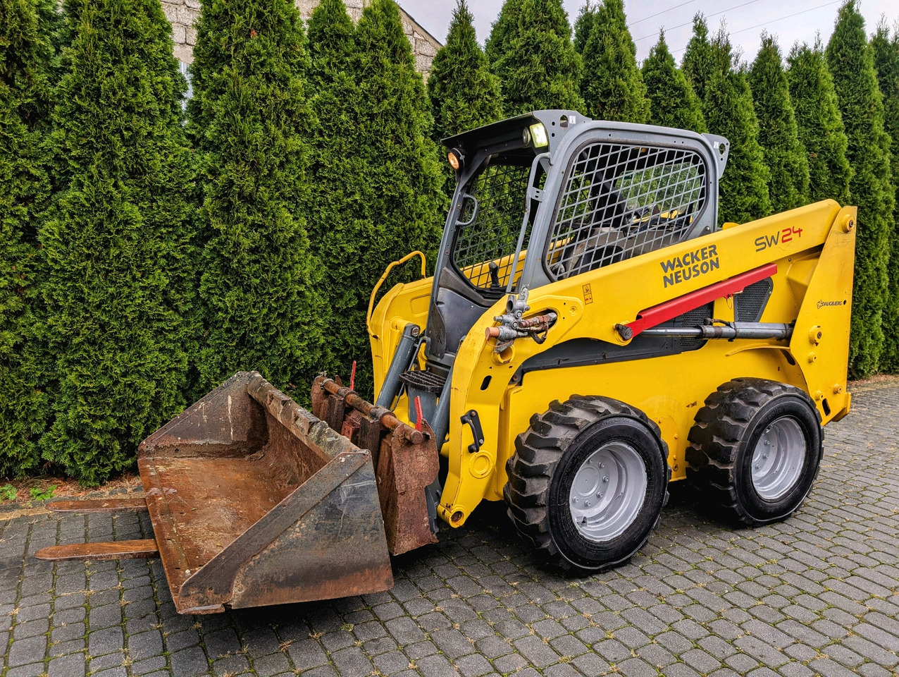 WACKER NEUSON SW24 - Peralatan konstruksi: gambar 1 WACKER NEUSON SW24 - Peralatan konstruksi: gambar 1