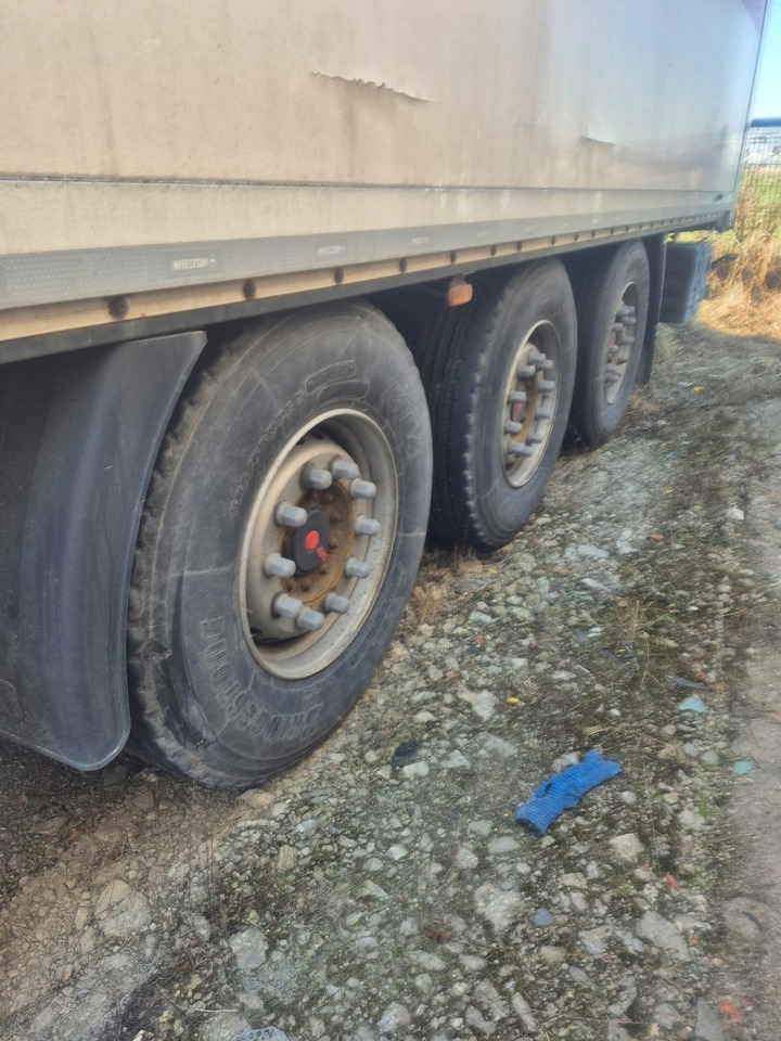 WIELTON NS3 - Semi-trailer kotak tertutup: gambar 3 WIELTON NS3 - Semi-trailer kotak tertutup: gambar 3