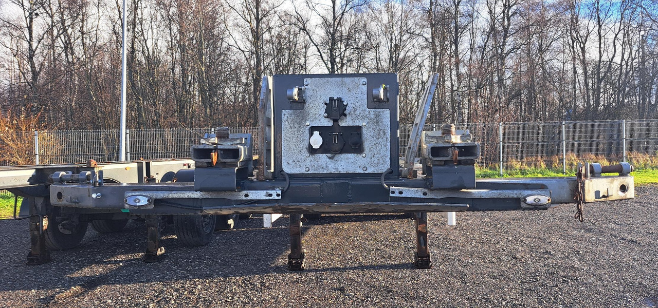 RENDERS EURO 922 - Semi-trailer pengangkut mobil: gambar 3 RENDERS EURO 922 - Semi-trailer pengangkut mobil: gambar 3