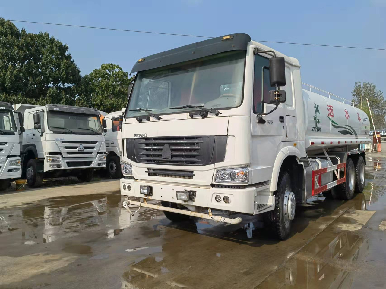 HOWO 336-371 - Truk tangki: gambar 3 HOWO 336-371 - Truk tangki: gambar 3