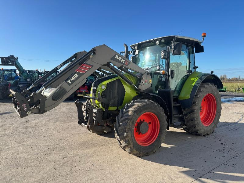 CLAAS ARION 520 - Traktor: gambar 1 CLAAS ARION 520 - Traktor: gambar 1