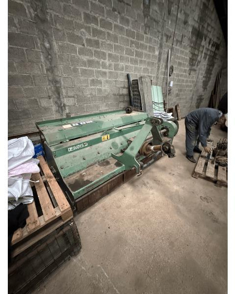 DESVOYS DR 280 - Mesin pemotong chopper/ Mulcher: gambar 1 DESVOYS DR 280 - Mesin pemotong chopper/ Mulcher: gambar 1