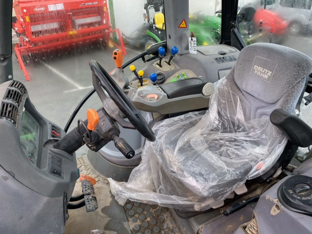 Traktor DEUTZ M640: gambar 9