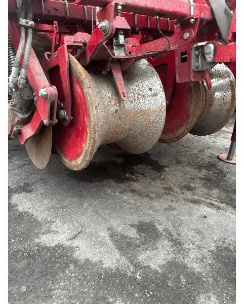 GRIMME EVO260 - Mesin pemanen kentang: gambar 2 GRIMME EVO260 - Mesin pemanen kentang: gambar 2