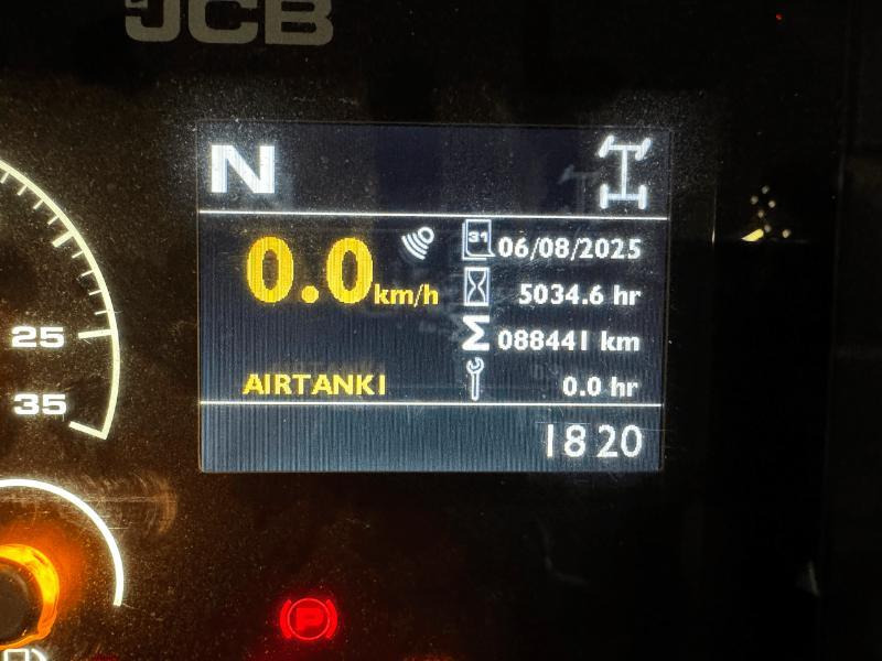 Leasing JCB FASTRAC 4220 JCB FASTRAC 4220: gambar 6