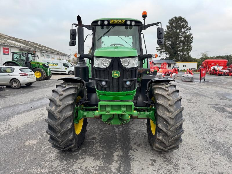 JOHN DEERE 6145M - Traktor: gambar 2 JOHN DEERE 6145M - Traktor: gambar 2