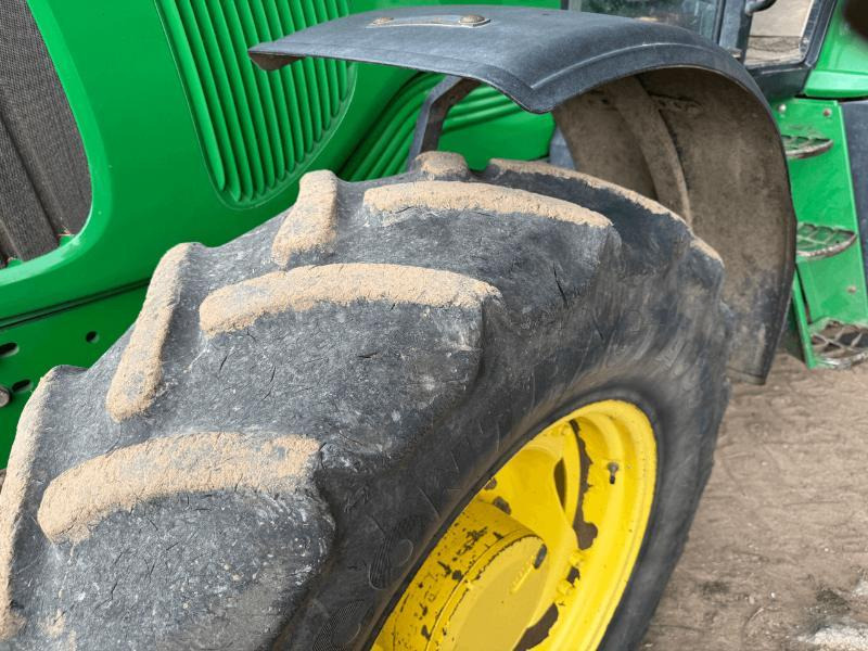 JOHN DEERE 6520 SE - Traktor: gambar 3 JOHN DEERE 6520 SE - Traktor: gambar 3
