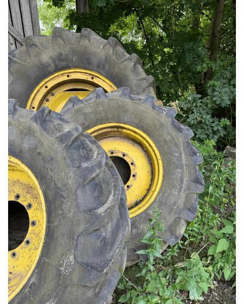 JOHN DEERE 6910 - Traktor: gambar 4 JOHN DEERE 6910 - Traktor: gambar 4