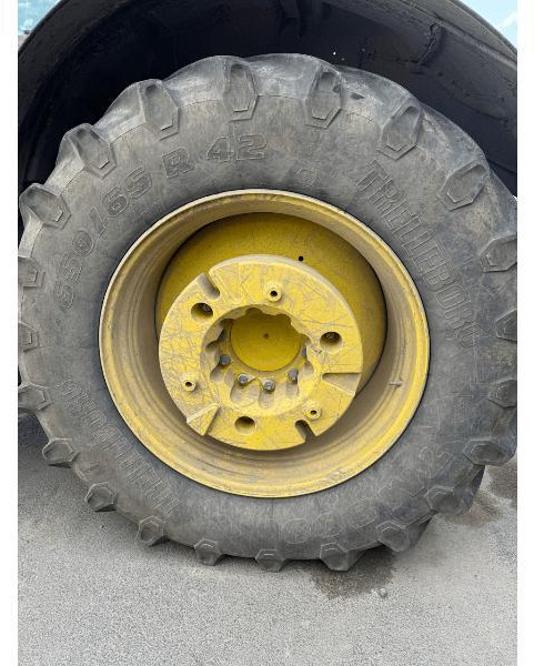 JOHN DEERE 6R195 - Traktor: gambar 5 JOHN DEERE 6R195 - Traktor: gambar 5