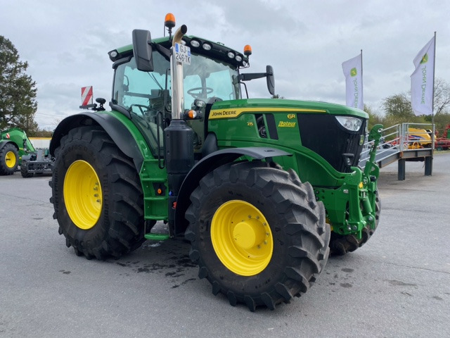 JOHN DEERE 6R215 - Traktor: gambar 3 JOHN DEERE 6R215 - Traktor: gambar 3