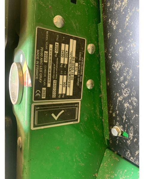 JOHN DEERE V461M - Baler bulat: gambar 3 JOHN DEERE V461M - Baler bulat: gambar 3