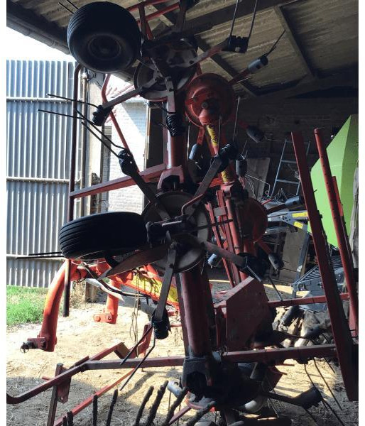 KUHN GF5801 - Tedder/ Menyapu: gambar 4 KUHN GF5801 - Tedder/ Menyapu: gambar 4