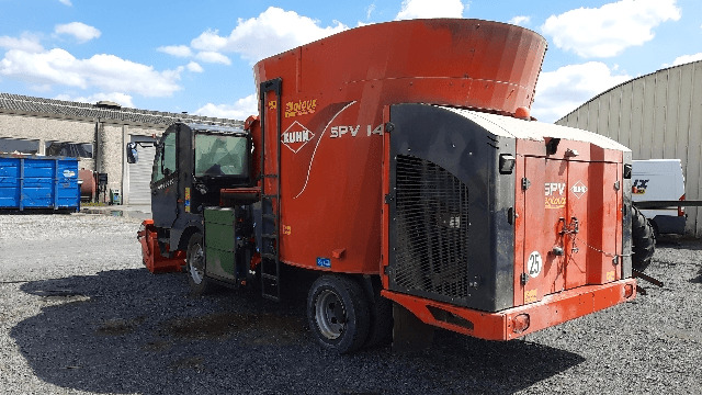 KUHN SPV14 - Mixer-pengumpan: gambar 2 KUHN SPV14 - Mixer-pengumpan: gambar 2