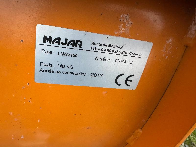 MAJAR LNAV150 - Bajak salju: gambar 4 MAJAR LNAV150 - Bajak salju: gambar 4