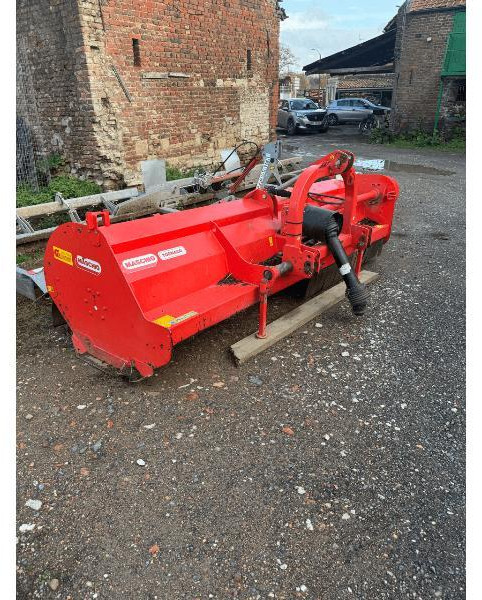 MASCHIO TORNADO 3M - Mesin pemotong chopper/ Mulcher: gambar 4 MASCHIO TORNADO 3M - Mesin pemotong chopper/ Mulcher: gambar 4