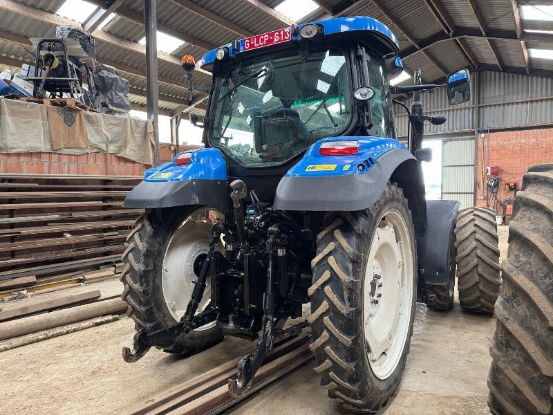 NEW-HOLLAND T6030 - Traktor: gambar 4 NEW-HOLLAND T6030 - Traktor: gambar 4