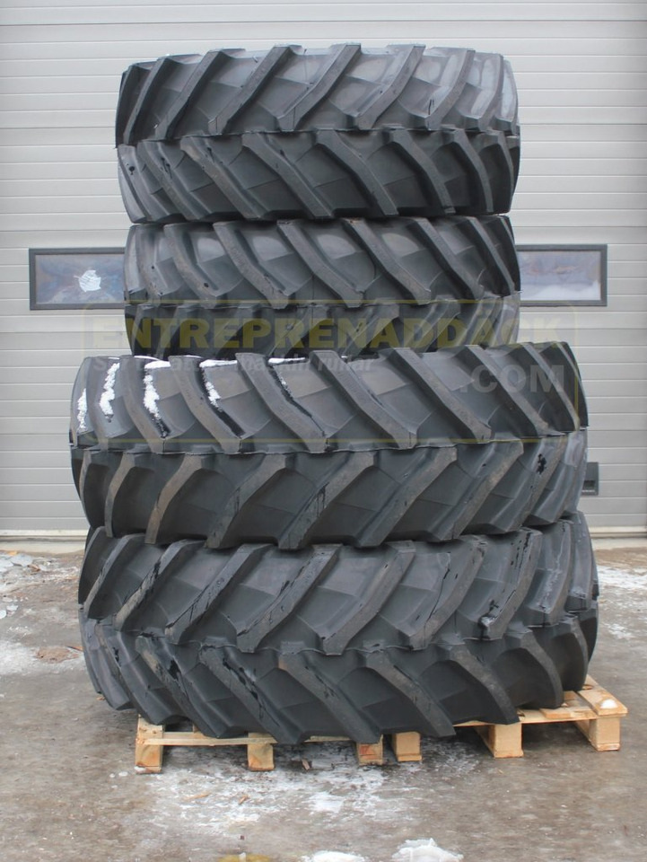 Package with 600/65R28 & 650/65R42 Trelleborg TM800 - Traktor: gambar 1 Package with 600/65R28 & 650/65R42 Trelleborg TM800 - Traktor: gambar 1