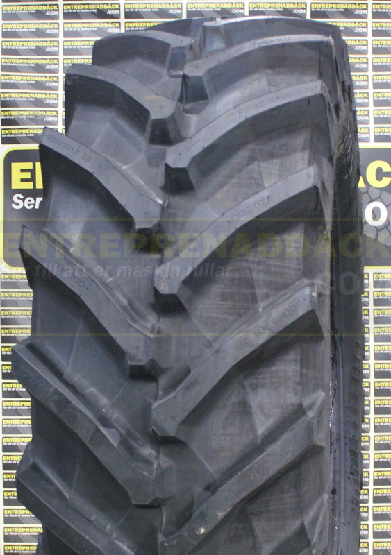 Trelleborg Tractor Tire VF710/60R42 TL 173D TM1060 - Ban untuk Traktor: gambar 1 Trelleborg Tractor Tire VF710/60R42 TL 173D TM1060 - Ban untuk Traktor: gambar 1