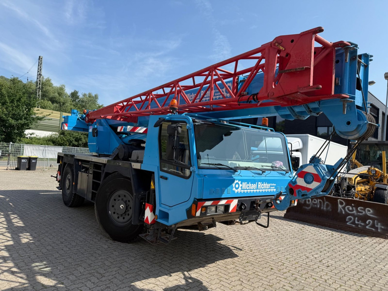 Faun ATF 30-2 30 ton - Truk derek: gambar 3 Faun ATF 30-2 30 ton - Truk derek: gambar 3