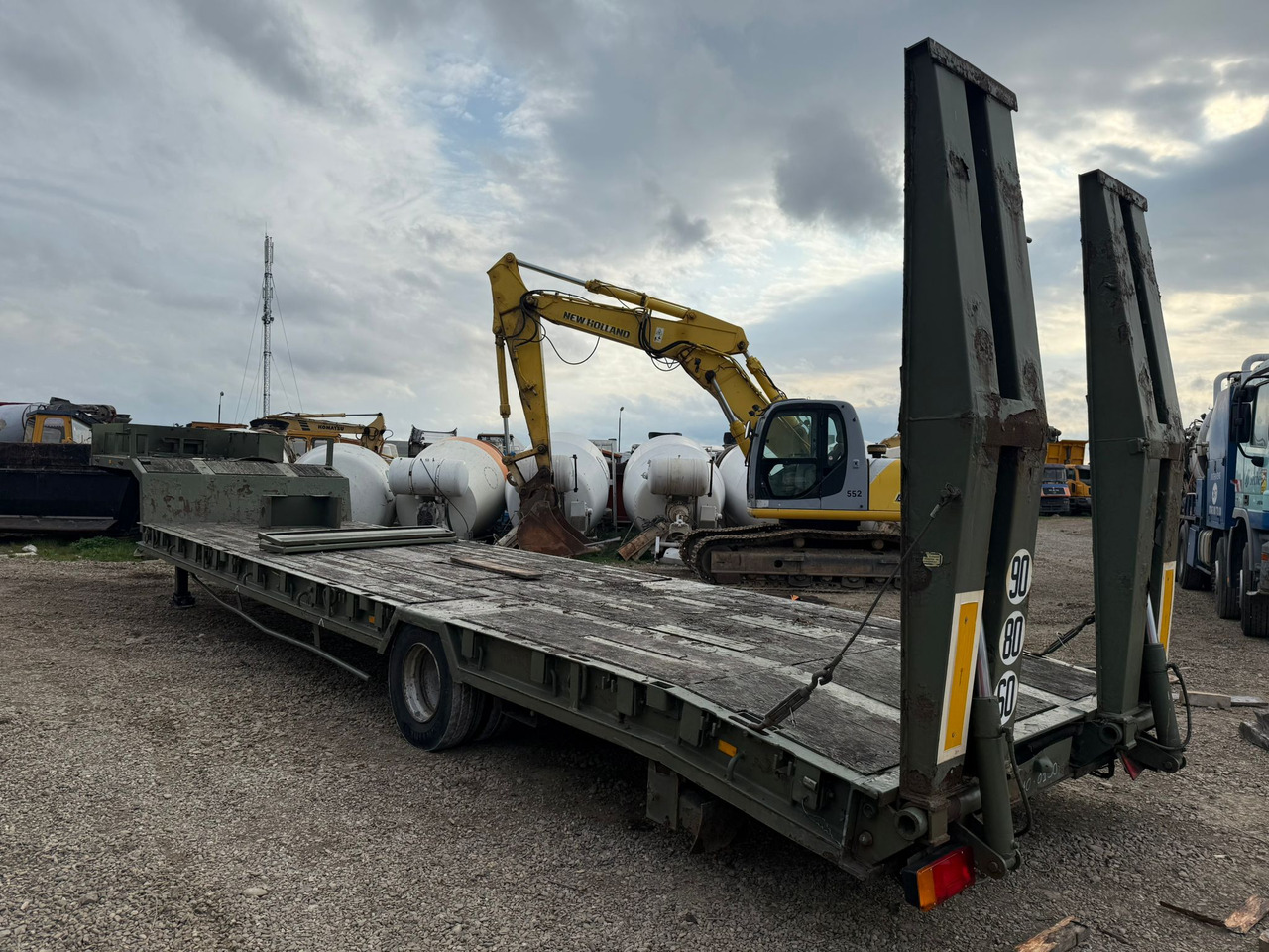 ACTM S2015 TRAILER - Semi-trailer low bed: gambar 4 ACTM S2015 TRAILER - Semi-trailer low bed: gambar 4