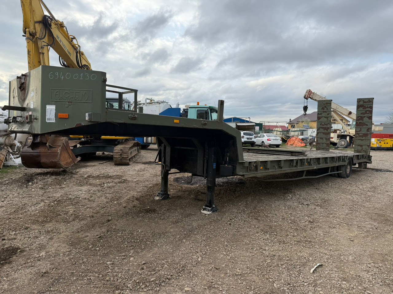 ACTM S2015 TRAILER - Semi-trailer low bed: gambar 2 ACTM S2015 TRAILER - Semi-trailer low bed: gambar 2