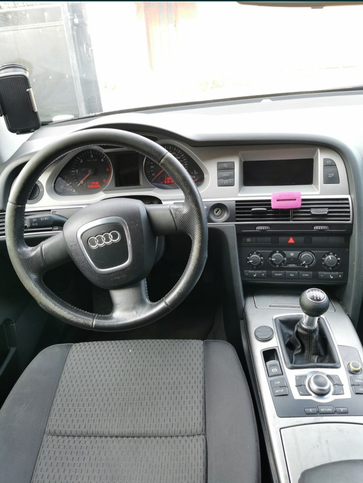 Audi A6 C6 - Mobil sedan: gambar 5 Audi A6 C6 - Mobil sedan: gambar 5
