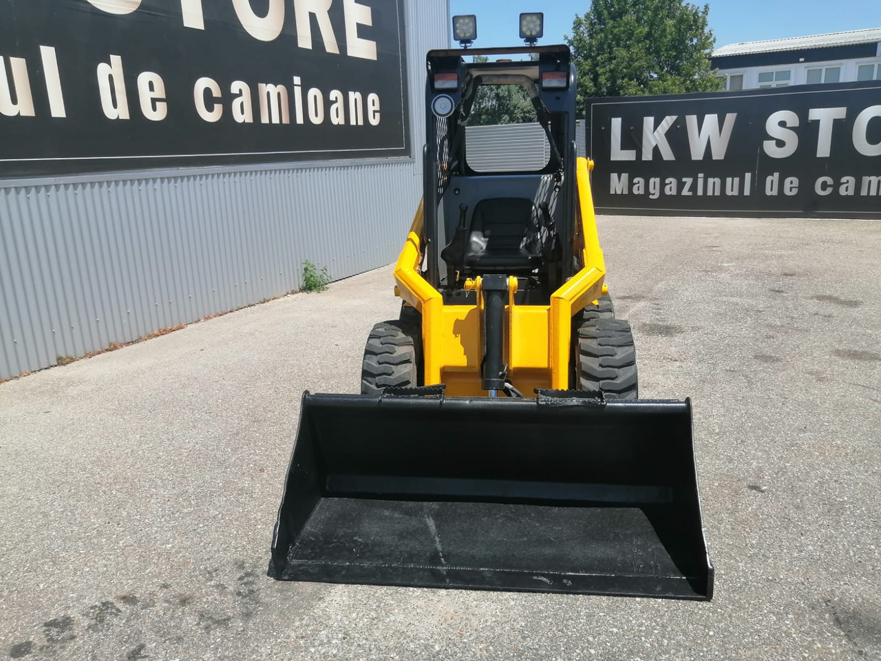 Bobcat SKID TYRE FRONT LOADER RAM ITALY - Skid steer: gambar 3 Bobcat SKID TYRE FRONT LOADER RAM ITALY - Skid steer: gambar 3