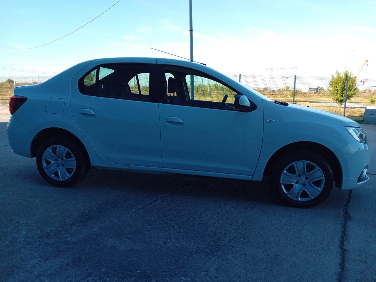 Dacia Logan 1.5 dCi, TOP ! - Mobil sedan: gambar 4 Dacia Logan 1.5 dCi, TOP ! - Mobil sedan: gambar 4