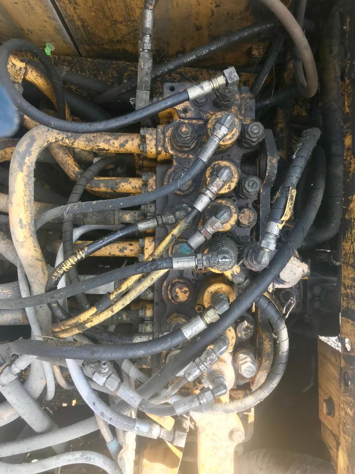 Excavator Komatsu PC 290 LC6 - Ekskavator perayap: gambar 2 Excavator Komatsu PC 290 LC6 - Ekskavator perayap: gambar 2