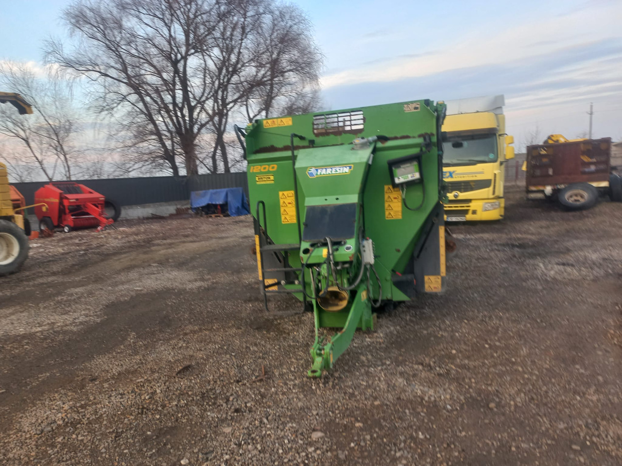 Mixer-pengumpan FARESIN TMR 1200 TEHNOLOGICAL TRAILER: gambar 12