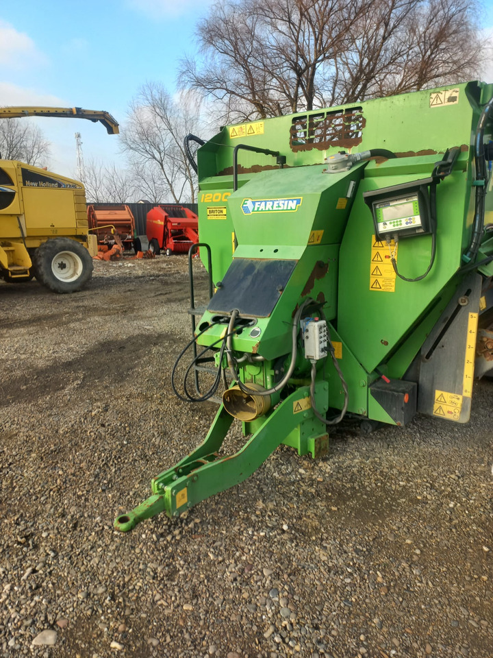 Mixer-pengumpan FARESIN TMR 1200 TEHNOLOGICAL TRAILER: gambar 8