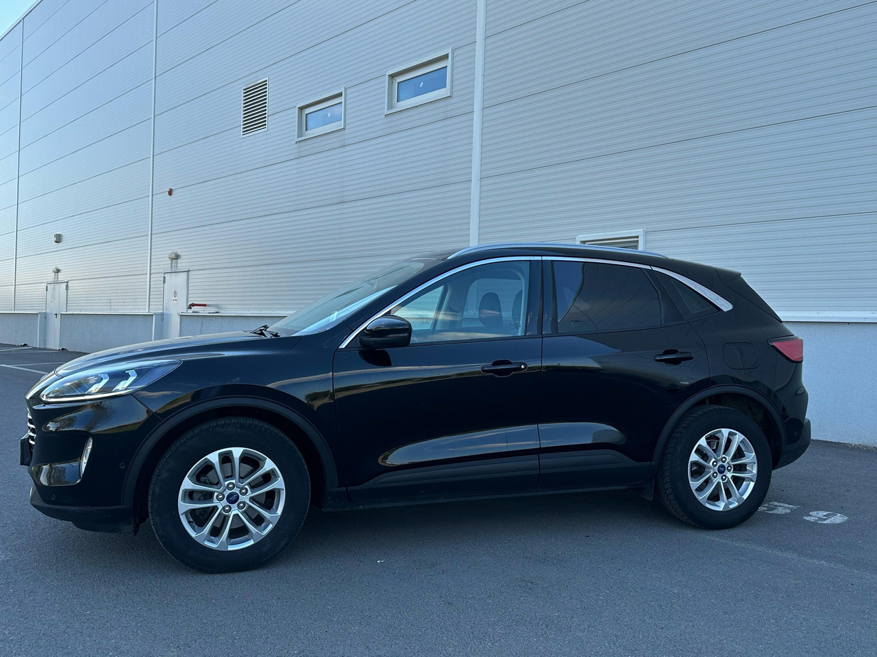 Ford Kuga - Mobil sedan: gambar 3 Ford Kuga - Mobil sedan: gambar 3