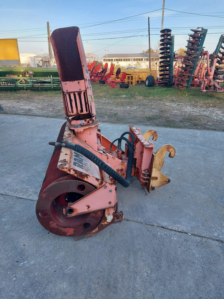 Freza zapada/Snow blower Assaloni pentru Buldoexcavator/Bobcat/Incatcator frontal - Peniup salju untuk Peralatan konstruksi: gambar 3 Freza zapada/Snow blower Assaloni pentru Buldoexcavator/Bobcat/Incatcator frontal - Peniup salju untuk Peralatan konstruksi: gambar 3