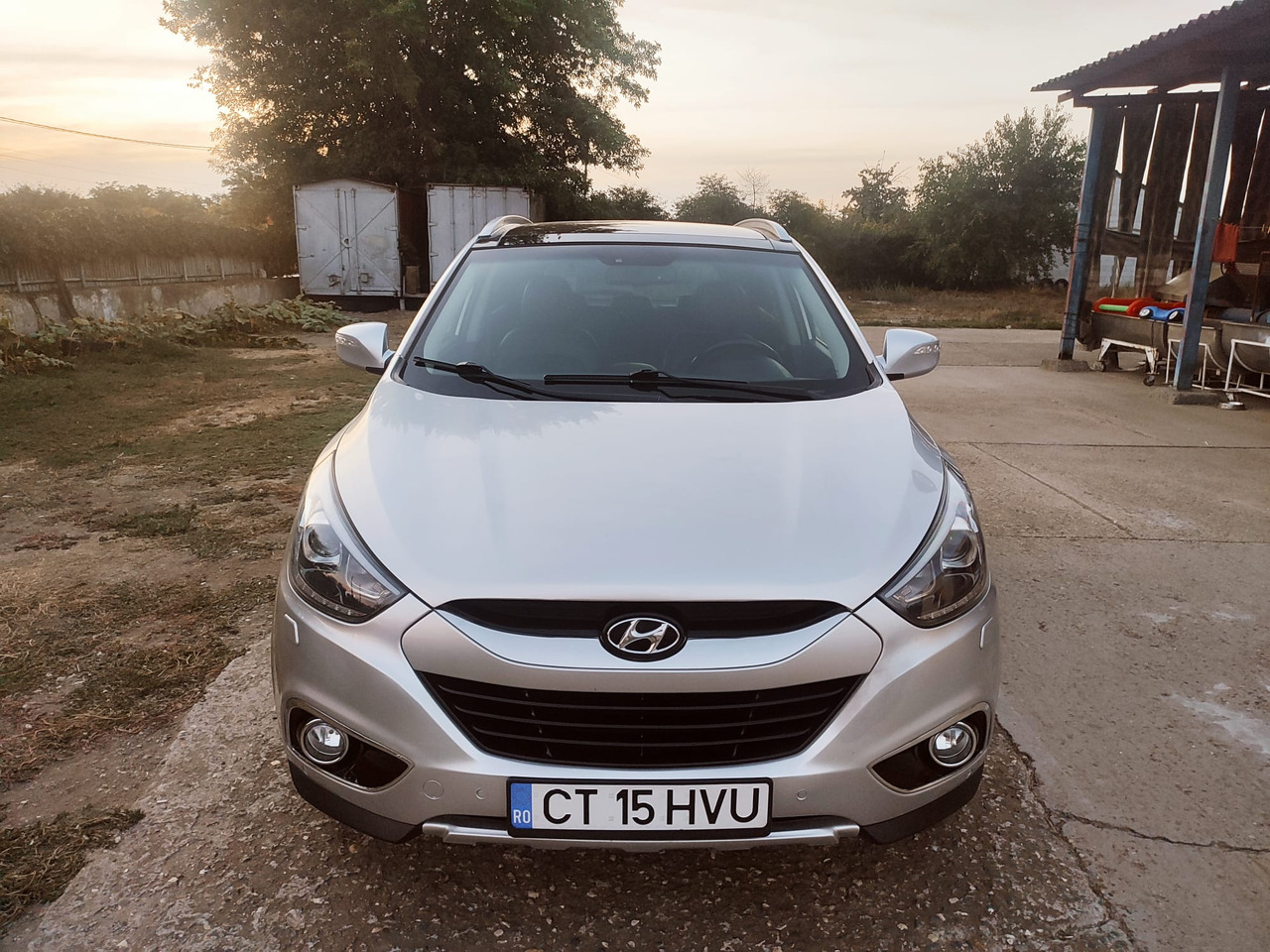 Hyundai IX35 - Mobil sedan: gambar 4 Hyundai IX35 - Mobil sedan: gambar 4