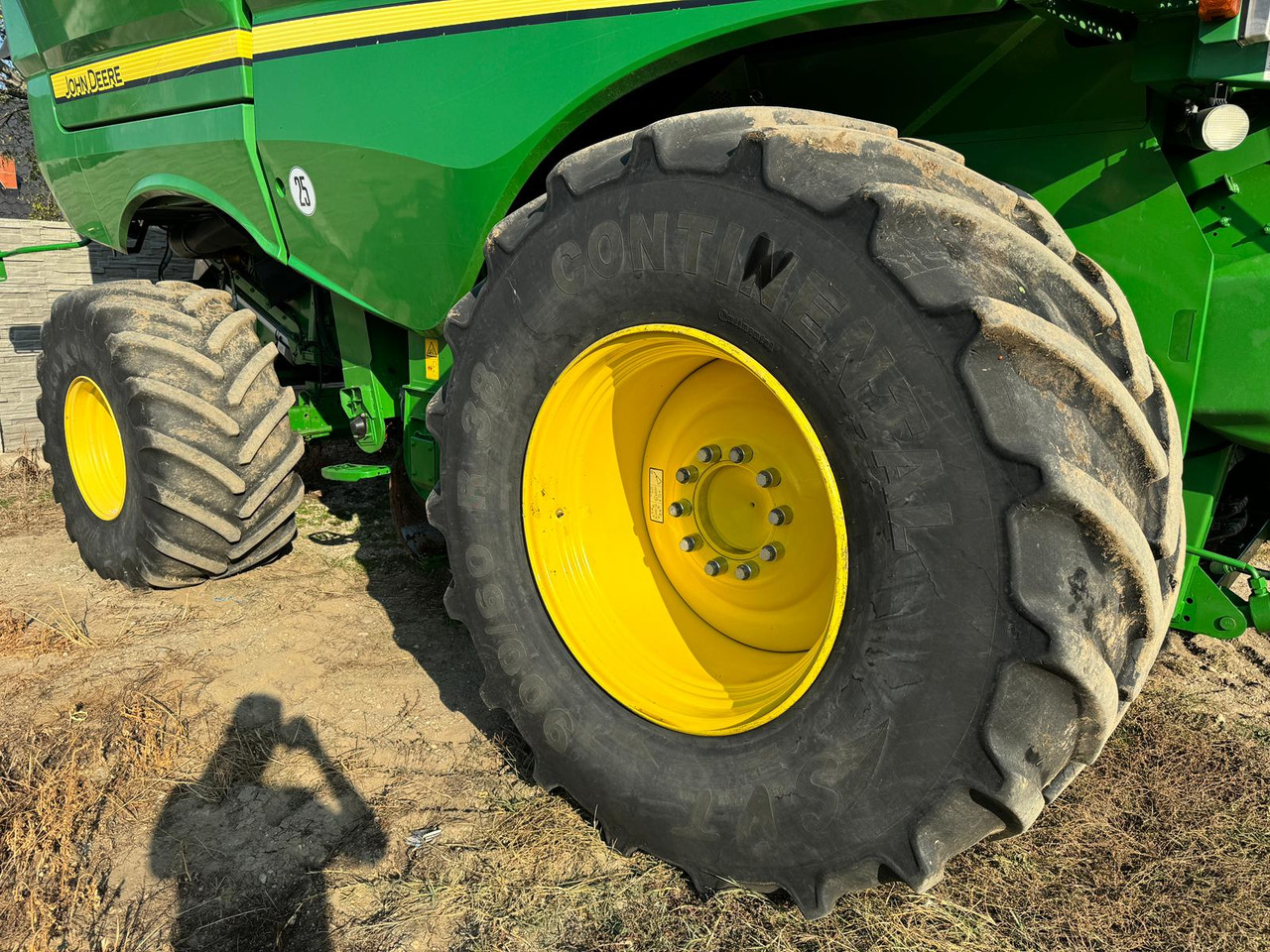 John Deere S680i combine + 635X Header + Zurn trailer - Pemanen gabungan: gambar 3 John Deere S680i combine + 635X Header + Zurn trailer - Pemanen gabungan: gambar 3