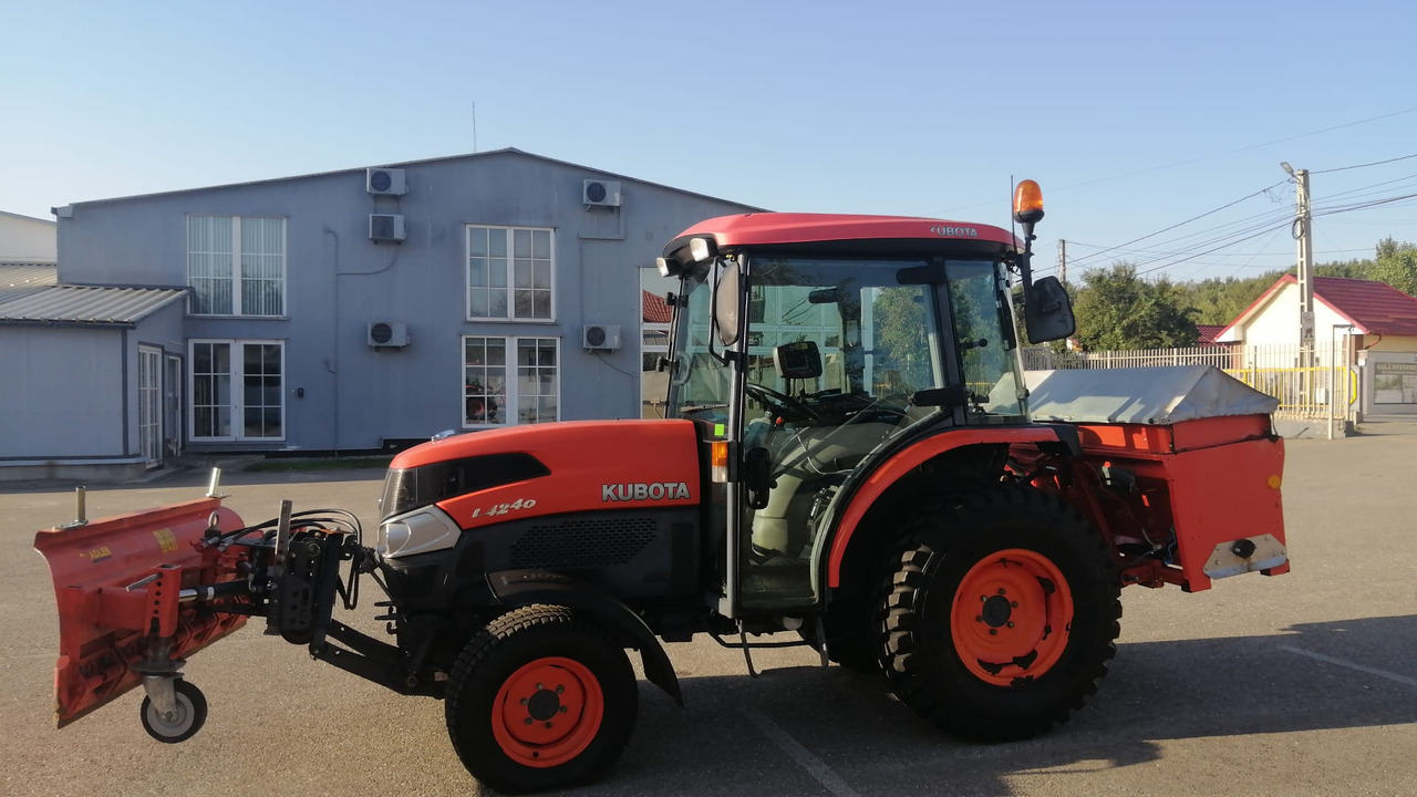 KUBOTA L4240 Narrow spaces tractor/vineyard/fruit tree/communal, TOP ! - Traktor: gambar 4 KUBOTA L4240 Narrow spaces tractor/vineyard/fruit tree/communal, TOP ! - Traktor: gambar 4