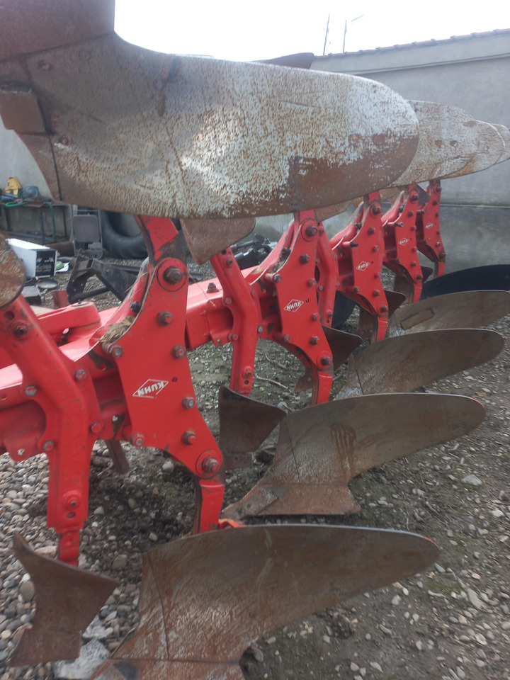KUHN MM 151.5E.T Plow - Bajak: gambar 3 KUHN MM 151.5E.T Plow - Bajak: gambar 3