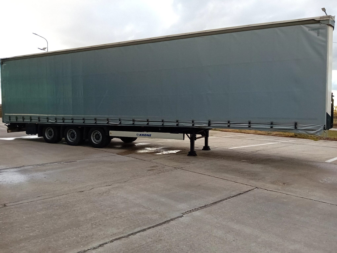 Krone Sliding Tarpaulin Semi-trailer Standard, TOP ! - Semi-trailer dengan terpal samping: gambar 2 Krone Sliding Tarpaulin Semi-trailer Standard, TOP ! - Semi-trailer dengan terpal samping: gambar 2