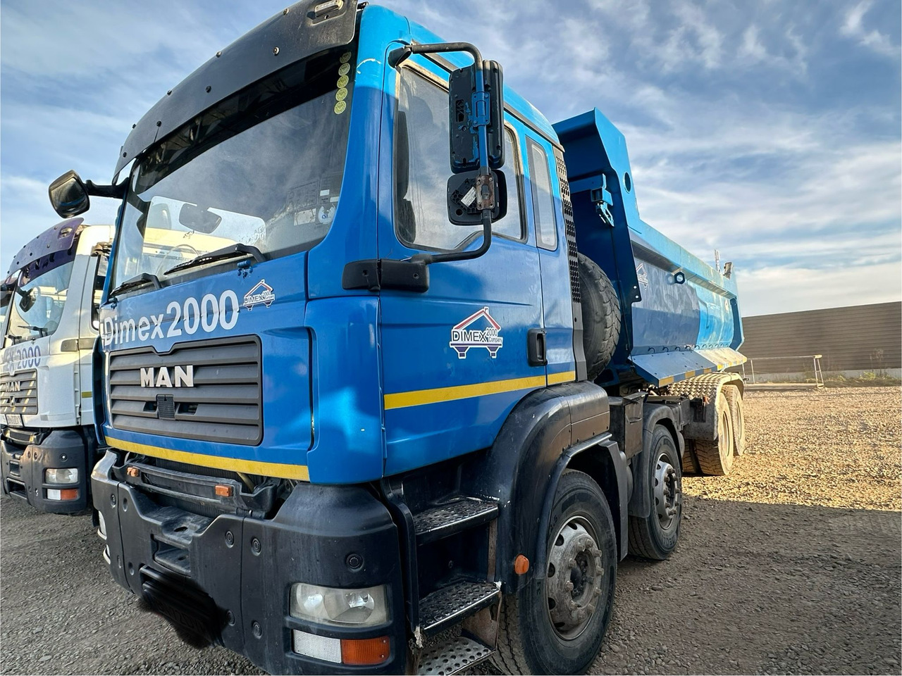 MAN TGA 41.440 Tipper - Truk jungkit: gambar 2 MAN TGA 41.440 Tipper - Truk jungkit: gambar 2