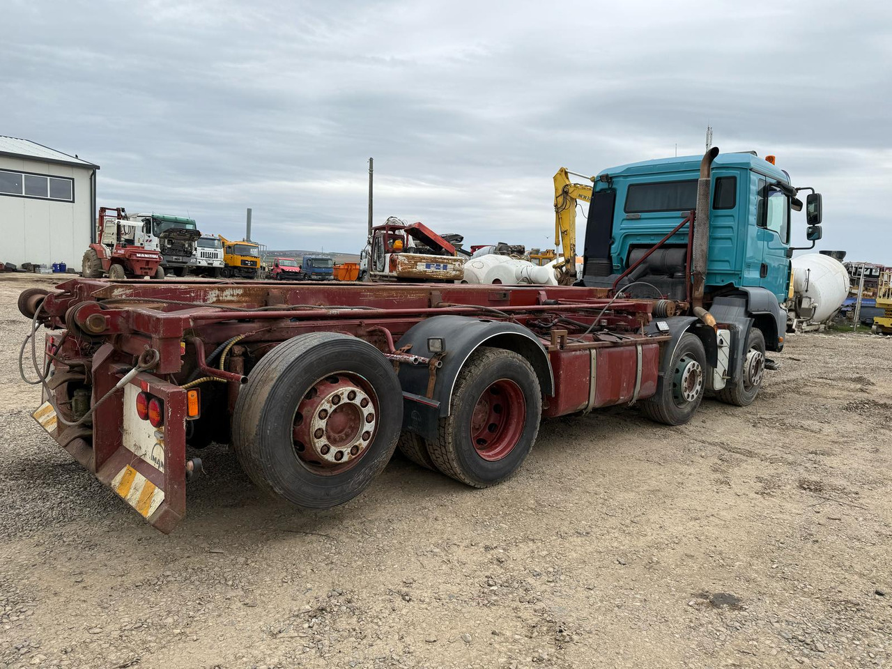 MAN TGA 440 8X2 CAR CHASSIS - Truk pembawa sistem kabel: gambar 5 MAN TGA 440 8X2 CAR CHASSIS - Truk pembawa sistem kabel: gambar 5