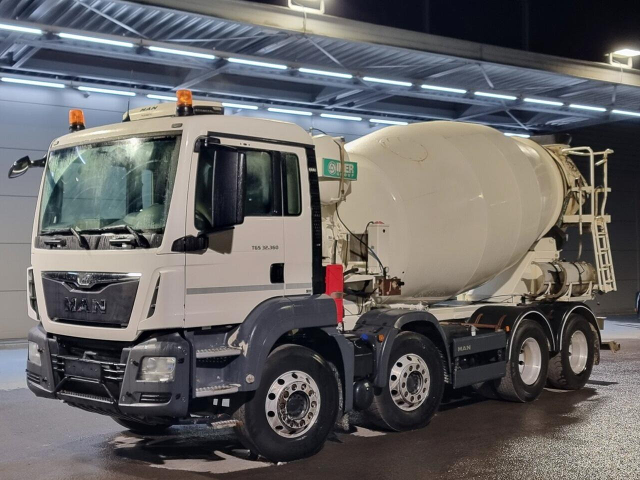 MAN TGS 32.360 8×4 Beton Mixer 9m3 - Truk pengaduk beton: gambar 1 MAN TGS 32.360 8×4 Beton Mixer 9m3 - Truk pengaduk beton: gambar 1