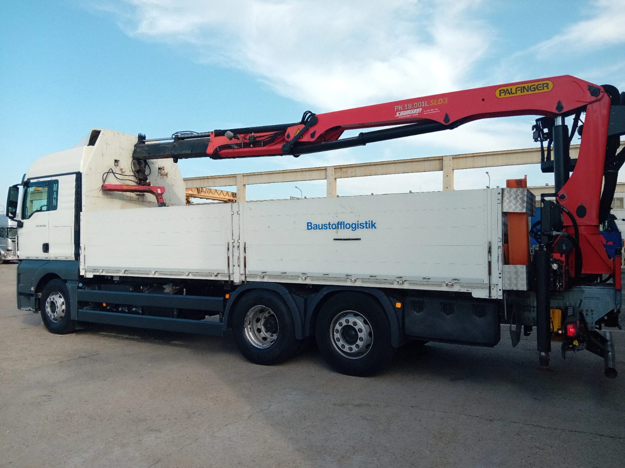 MAN TGX 26.460 6×2, Palfinger Crane PK 18001L - Truk flatbed, Truk derek: gambar 3 MAN TGX 26.460 6×2, Palfinger Crane PK 18001L - Truk flatbed, Truk derek: gambar 3