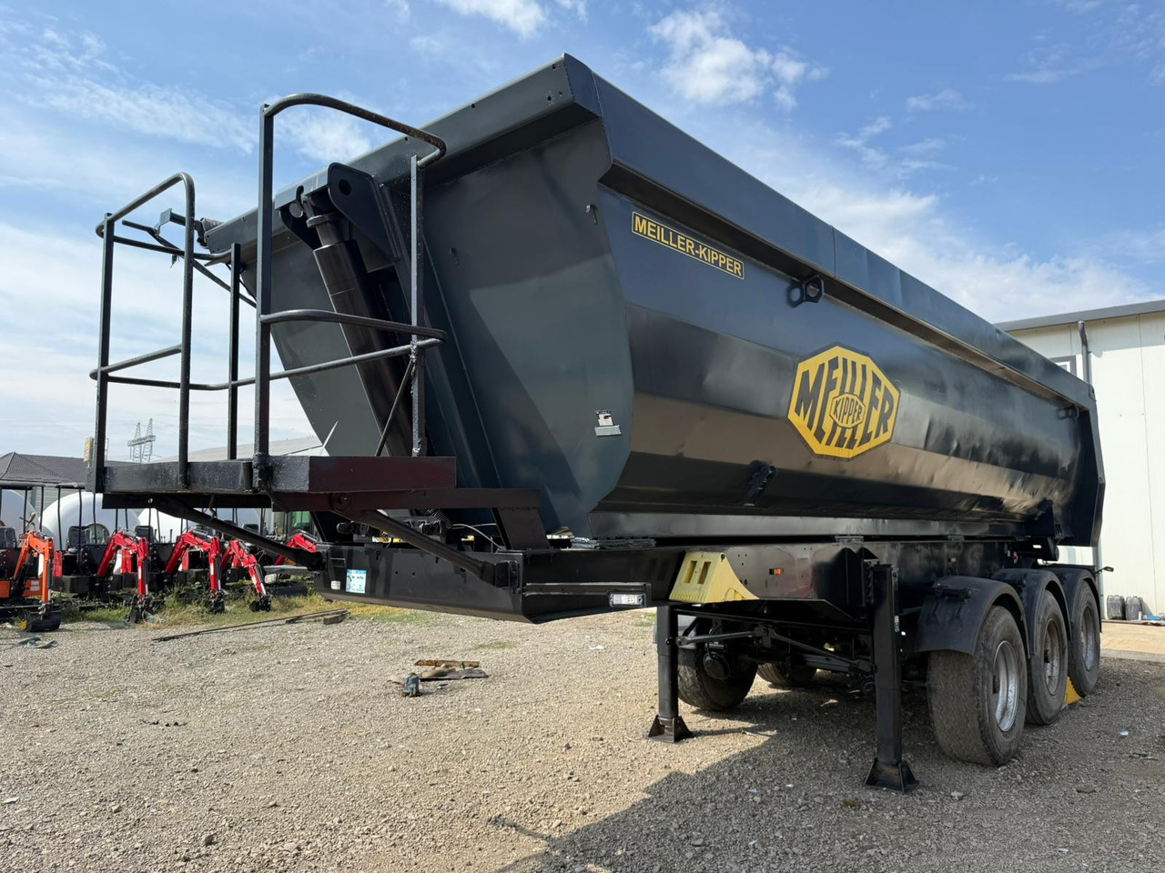 MEILLER TIPPER SEMI-TRAILER - Semi-trailer jungkit: gambar 2 MEILLER TIPPER SEMI-TRAILER - Semi-trailer jungkit: gambar 2