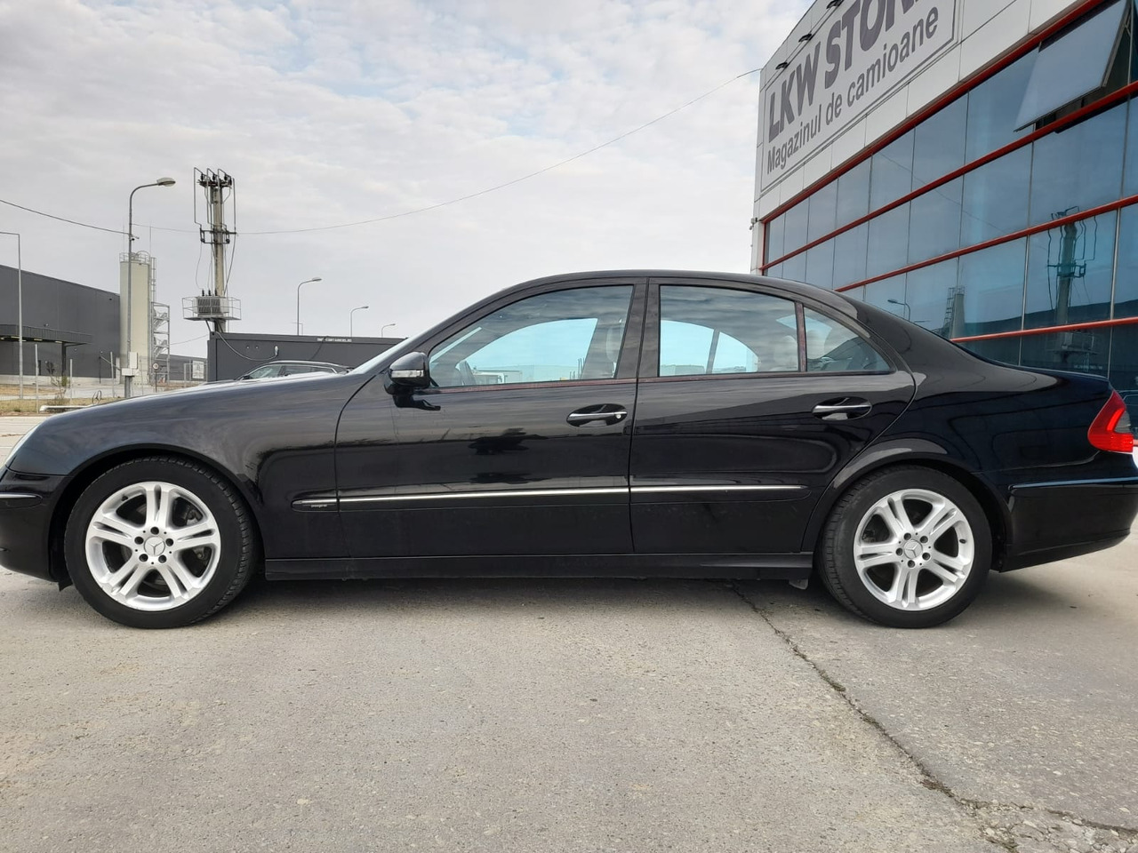 Mercedes Benz E350 - Mobil: gambar 3 Mercedes Benz E350 - Mobil: gambar 3