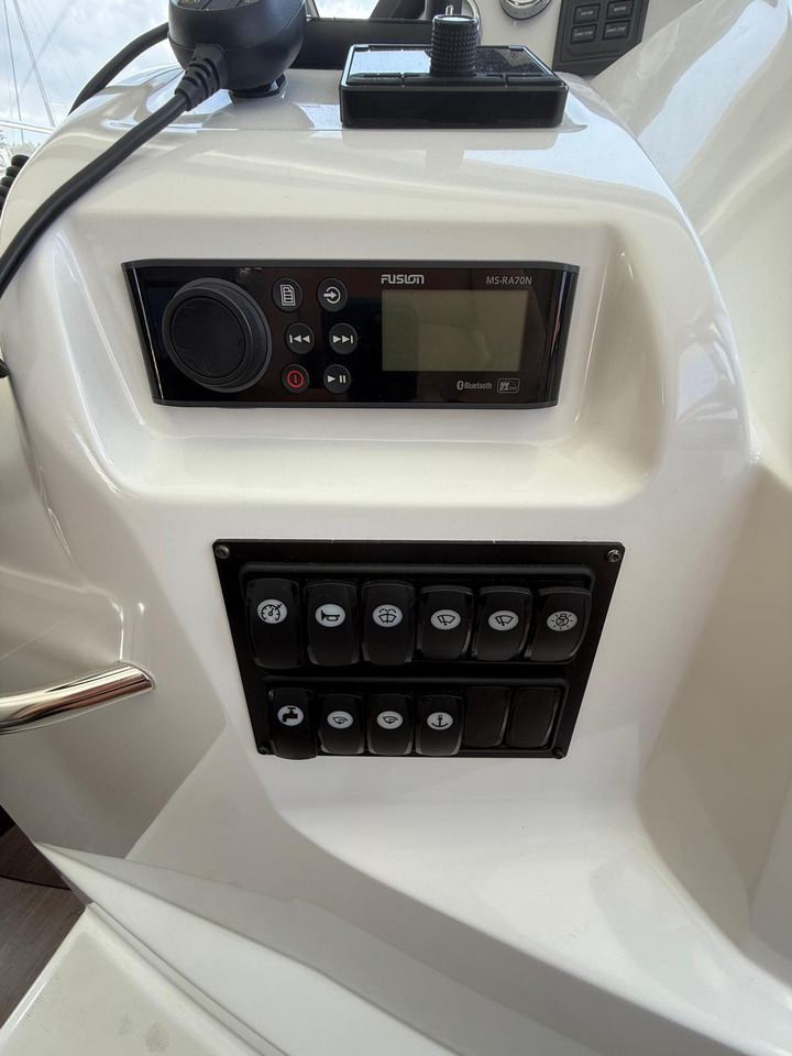 Peralatan lainnya Beneteau Antares 36 Fly, Air Conditioning, TOP !!!: gambar 17 Peralatan lainnya Beneteau Antares 36 Fly, Air Conditioning, TOP !!!: gambar 17