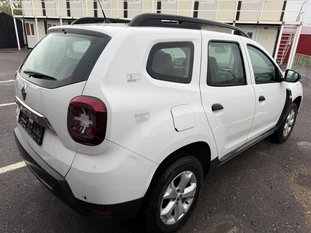 RENAULT DUSTER 4X4 - Mobil SUV: gambar 4 RENAULT DUSTER 4X4 - Mobil SUV: gambar 4
