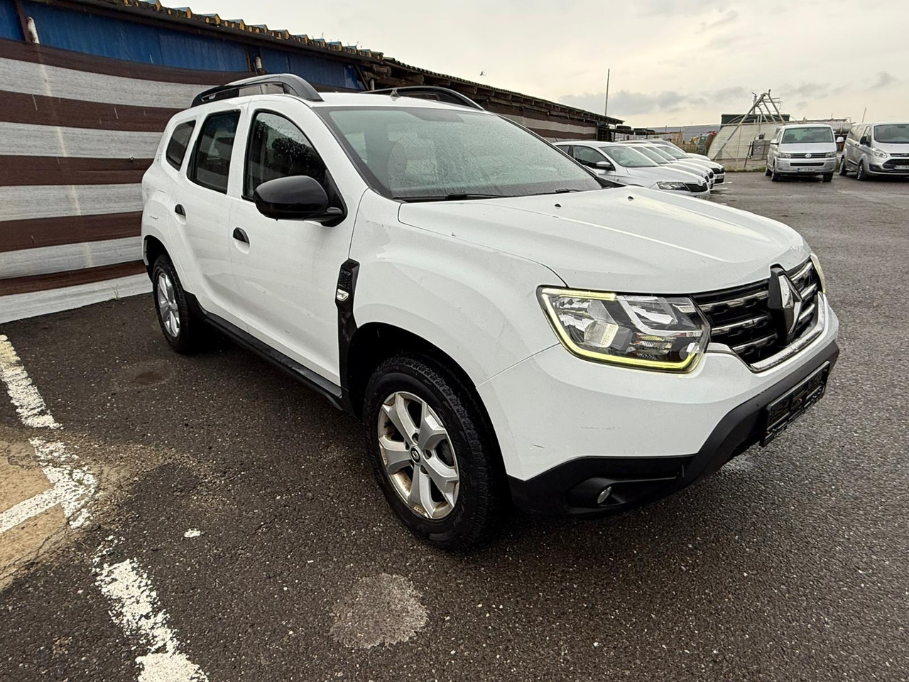 RENAULT DUSTER 4X4 - Mobil SUV: gambar 1 RENAULT DUSTER 4X4 - Mobil SUV: gambar 1
