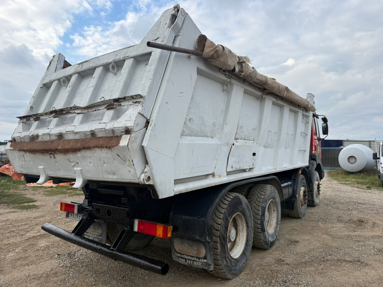 RENAULT KERAX TIPPER - Truk jungkit: gambar 4 RENAULT KERAX TIPPER - Truk jungkit: gambar 4