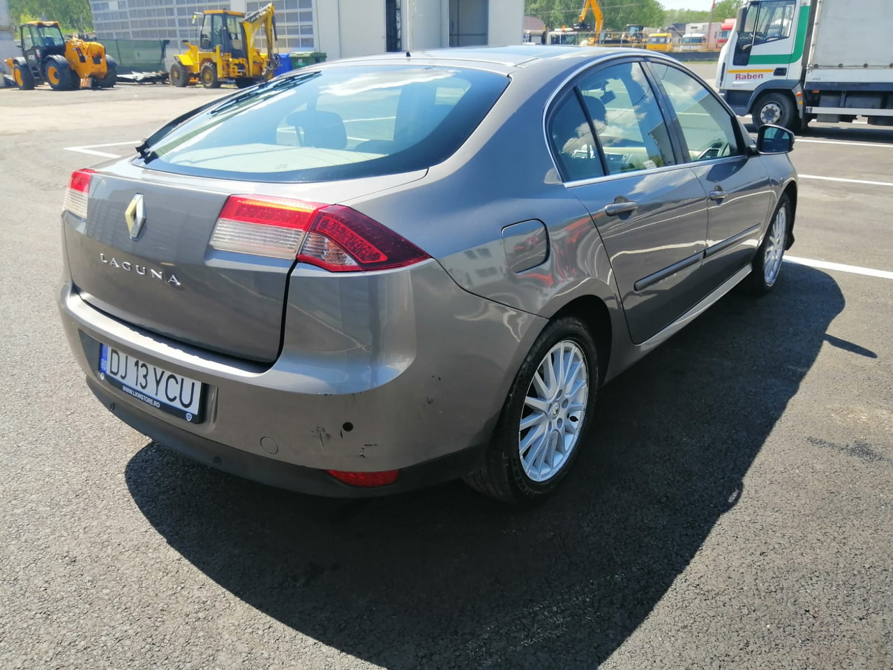 RENAULT LAGUNA 3 HATCHBACK - Mobil: gambar 4 RENAULT LAGUNA 3 HATCHBACK - Mobil: gambar 4