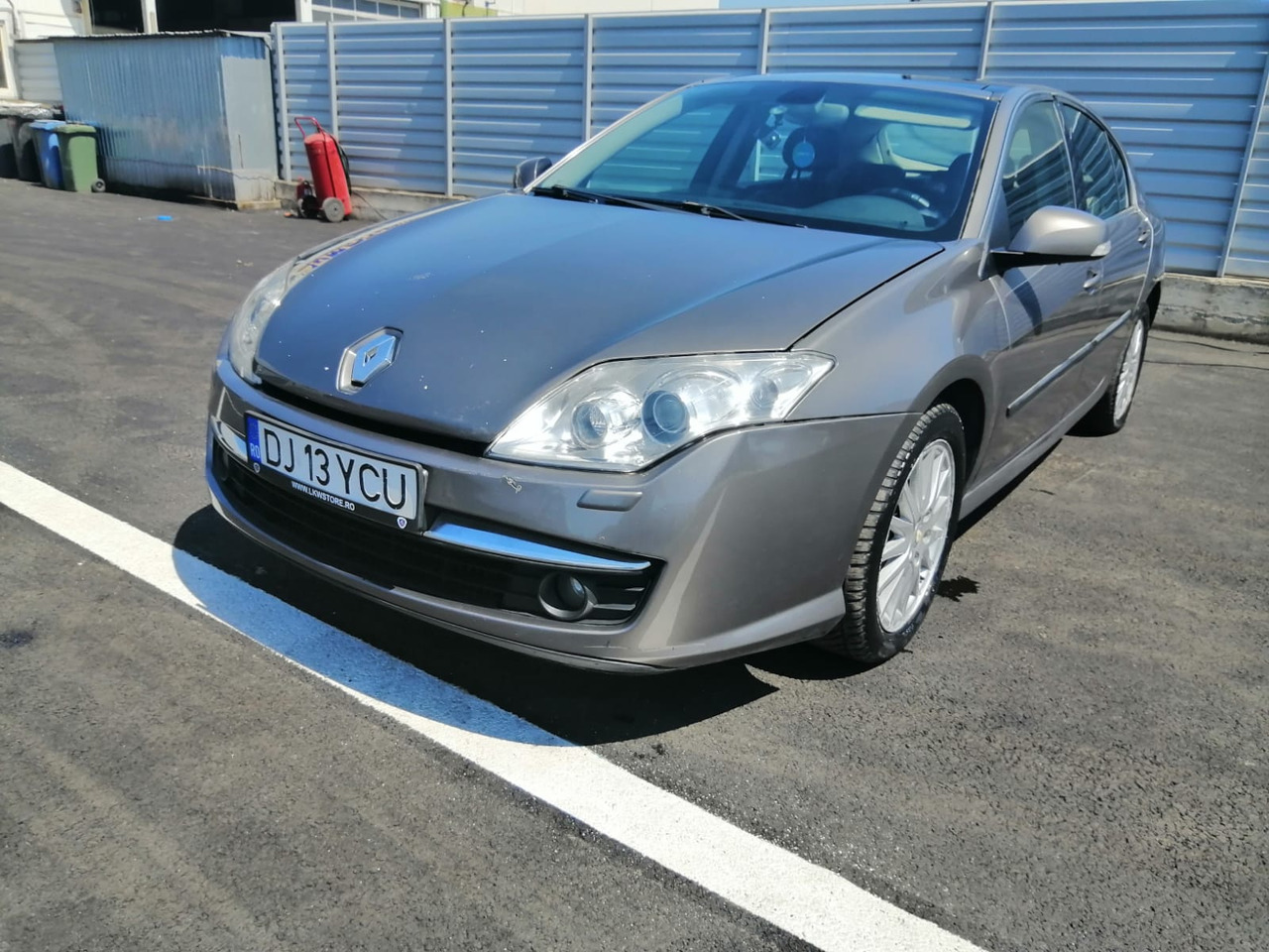 RENAULT LAGUNA 3 HATCHBACK - Mobil: gambar 1 RENAULT LAGUNA 3 HATCHBACK - Mobil: gambar 1